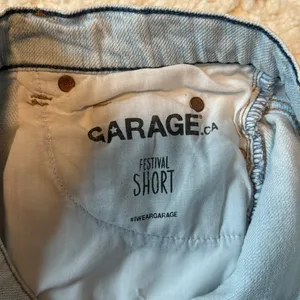 Garage Distressed Jean Shorts Size 0 thumbnail 5