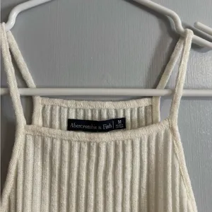 Abercrombie & Fitch Cream Ribbed Tank‎ Top Size Medium thumbnail 3