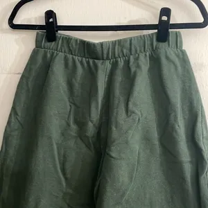 Zara Green Sweats thumbnail 3