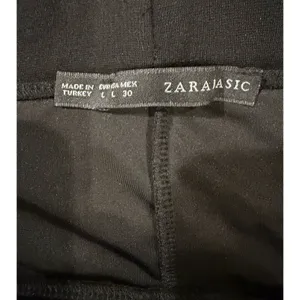 Zara Women’s Black Velvet High Waisted Pants With Ankle Zippers Large thumbnail 4