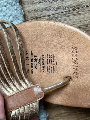 •Andrea strappy gold flat sandal• Size 8 thumbnail 6