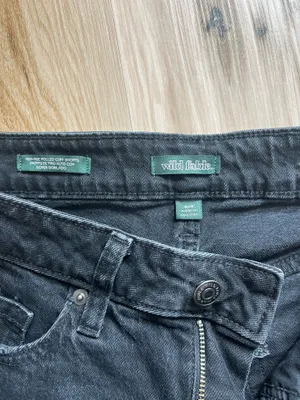 Black Jean shorts Size 4 thumbnail 2