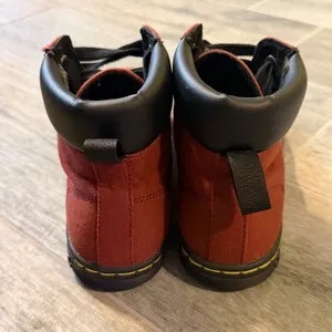 Dr. Martens Maelly Maroon Canvas 6 Eye Lace Up Ankle Boots Women's Size 8 AW004 thumbnail 3
