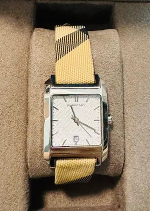 Burberry Black and Cream Watch with Stainless Steel Case thumbnail 2
