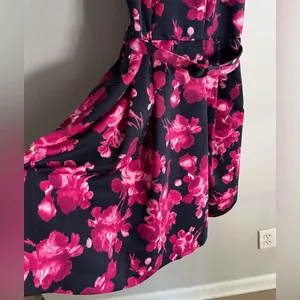 Eliza J Floral Fit & Flare Dress Navy Pink Belted Sleeveless Size 4 thumbnail 6