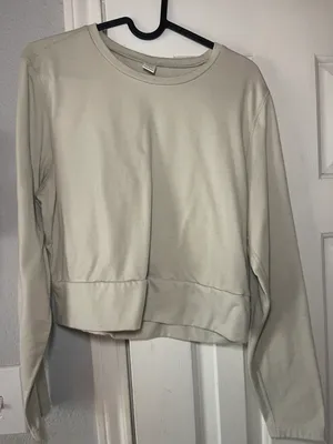 Old Navy Workout Top thumbnail 1