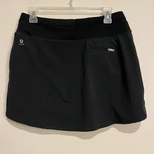 Oiselle Roga Skort Shorts Black Size 6 Running Golf Tennis Pickleball Athleisure thumbnail 2