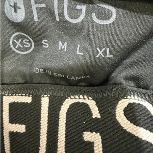 FIGS Black Sports Bra Crossback Logo Straps Medium Support Size XS thumbnail 6