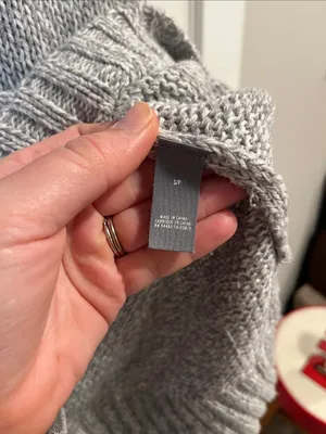 Aerie Sweater in Grey Size Small thumbnail 4
