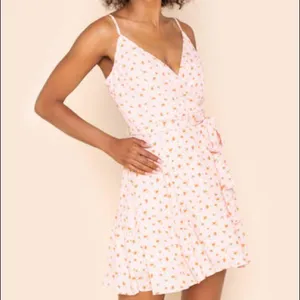 ✨ Lori Floral Godet Mini Dress✨ thumbnail 2
