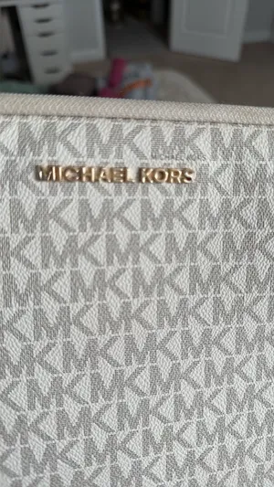 Michael Kors Laptop Case  thumbnail 4