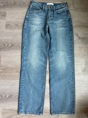 NEW Aritzia Denim Forum Sadie Relaxed Mid-Rise Straight Jean 26 thumbnail 2