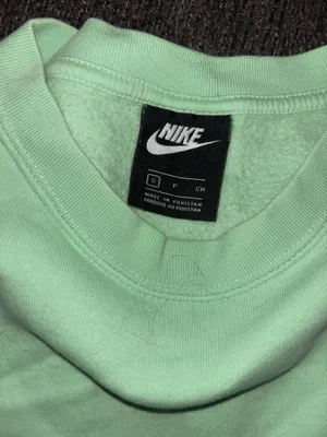 Nike Pullover Hoodie thumbnail 2