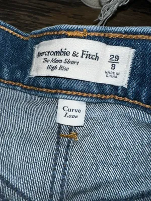 Abercrombie The Mom High Rise Curve Love Denim Shorfs Size 29 (8) thumbnail 5