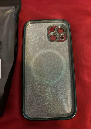 iPhone 15 Case Green thumbnail 2