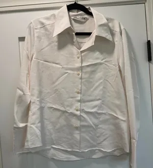 Zara White Button-Up - L (Satin-like) thumbnail 1