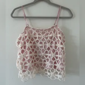 Anthropologie NWT HEYSON Lyla Floral Crochet Lace Barbiecore Tank Top cream/pink size small thumbnail 4