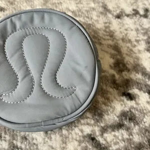 Lululemon Logo Coin Pouch thumbnail 7