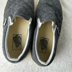 Vans Classic Gray Quilted Slip-On Loafers Canvas Unisex Men’s 5.0 Or Women’s 6.5 thumbnail 9