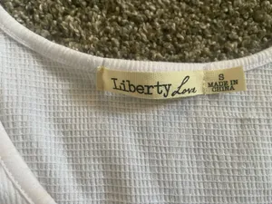 Liberty love top thumbnail 2
