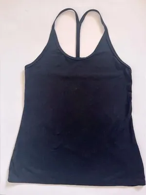 Nike Dri Fit stretchy tank top Medium thumbnail 1