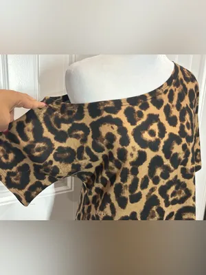 SHEIN Black and Camel Leopard Print Top Sizr M thumbnail 5