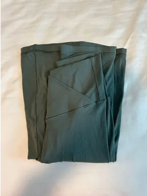Cross Over Yoga Pants Army Green thumbnail 4