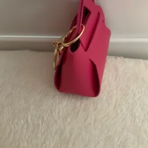 Fushia tiny purse key fob Pink Size undefined thumbnail 5