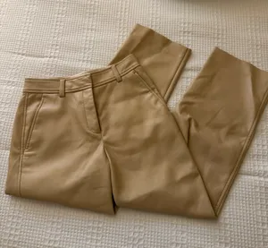 Aritzia Babaton Vegan Leather Pants thumbnail 1