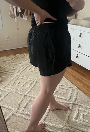 Black athletic shorts Size XL thumbnail 4