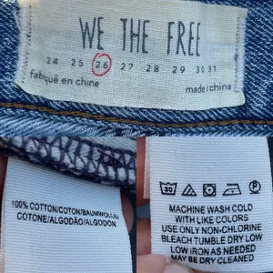 We The Free Women’s Shorts Blue Denim Button Fly Cut Off Distressed Size 26 thumbnail 10