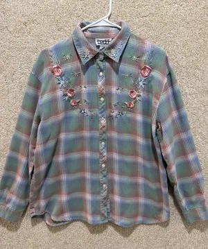 Vintage cottagecore soft girl cowgirl western embroidered grandma button shirt thumbnail 1