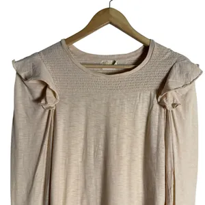 Nation LTD Dalila Victorian Crewneck Ruffled Slub Cotton Tee Antique Cream L thumbnail 4