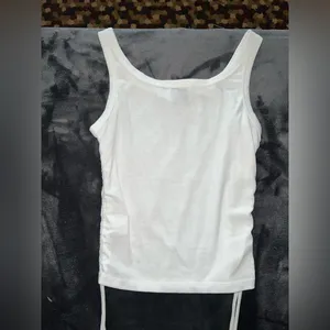Princess Polly Madelyn Top in White Size 4 thumbnail 9