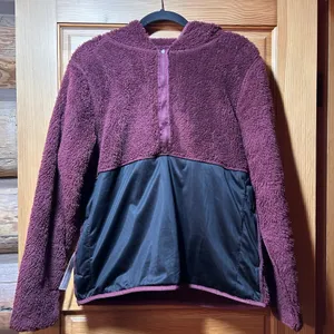Ariat Womens Maroon Berber Sherpa Hoodie Sweatshirt Jacket Size Medium Cozy Warm thumbnail 8