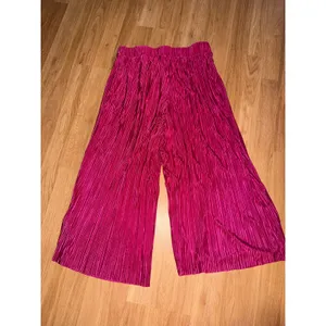 Marc New York Andrew Marc Magenta Pink Pleated Wide Leg Culotte Pants Womens M thumbnail 6