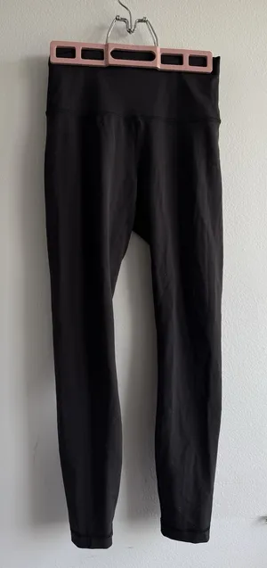 Lululemon Wunder‎ Under Size 6 Tight *Full-On Luxtreme 25" Black thumbnail 1
