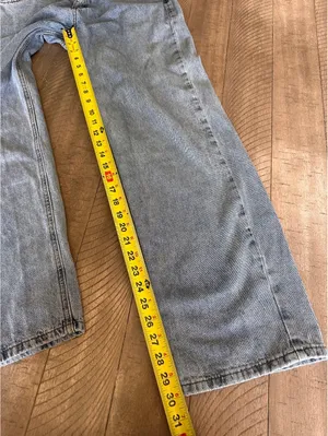 White Fox Boutique Mid Rise Straight Leg Relaxed Jeans Medium Wash Women Medium thumbnail 10