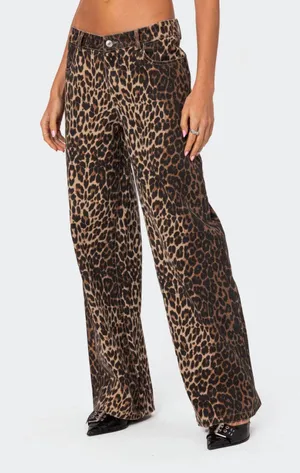 Edikted Low Rise Leopard Printed Jeans thumbnail 8