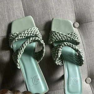D Mint Green Braided Leather Open Toe Slip On Heels Size 5.5 thumbnail 5