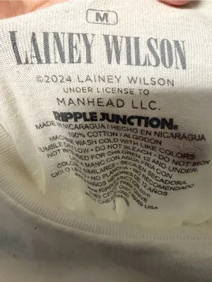 Lainey Wilson Whipple Junction Graphic Tee M Country Western thumbnail 3