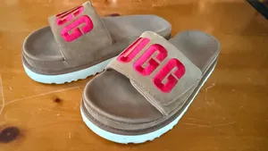 UGG platform slide sandals thumbnail 3