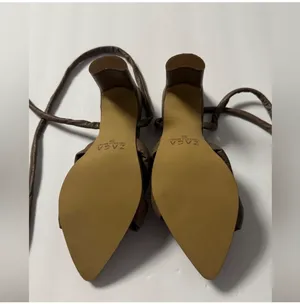 ZAGA Handcrafted Brown Leather Lace-Up Puffy Knot Strappy Heels - Size 38 thumbnail 5