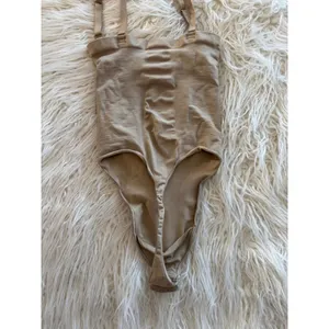 Skims Seamless Sculpt Strapless Thong Bodysuit Clay Size Small thumbnail 7
