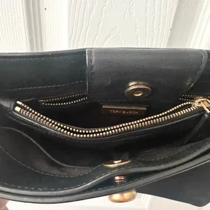 Tory Burch Lily Black Leather Slim Multi Pocket Gold Chainlink Crossbody Handbag thumbnail 10