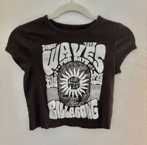 Billabong Top thumbnail 1