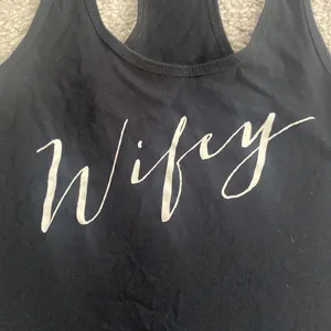 Black Women's Wifey Bride Wedding Razorback Tank Top Sz M thumbnail 2
