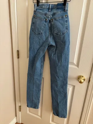 Abercrombie High-Rise Jeans Straight Curve Love thumbnail 2