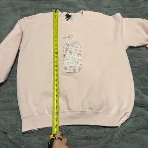 Gildan Dr Pepper Graphic Sweatshirt Pink Floral Soda Crewneck Medium thumbnail 8