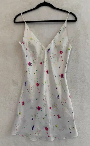 Kim Rogers Floral Satin Slip Dress Womens Small White Pink V-Neck Mini Dress thumbnail 1